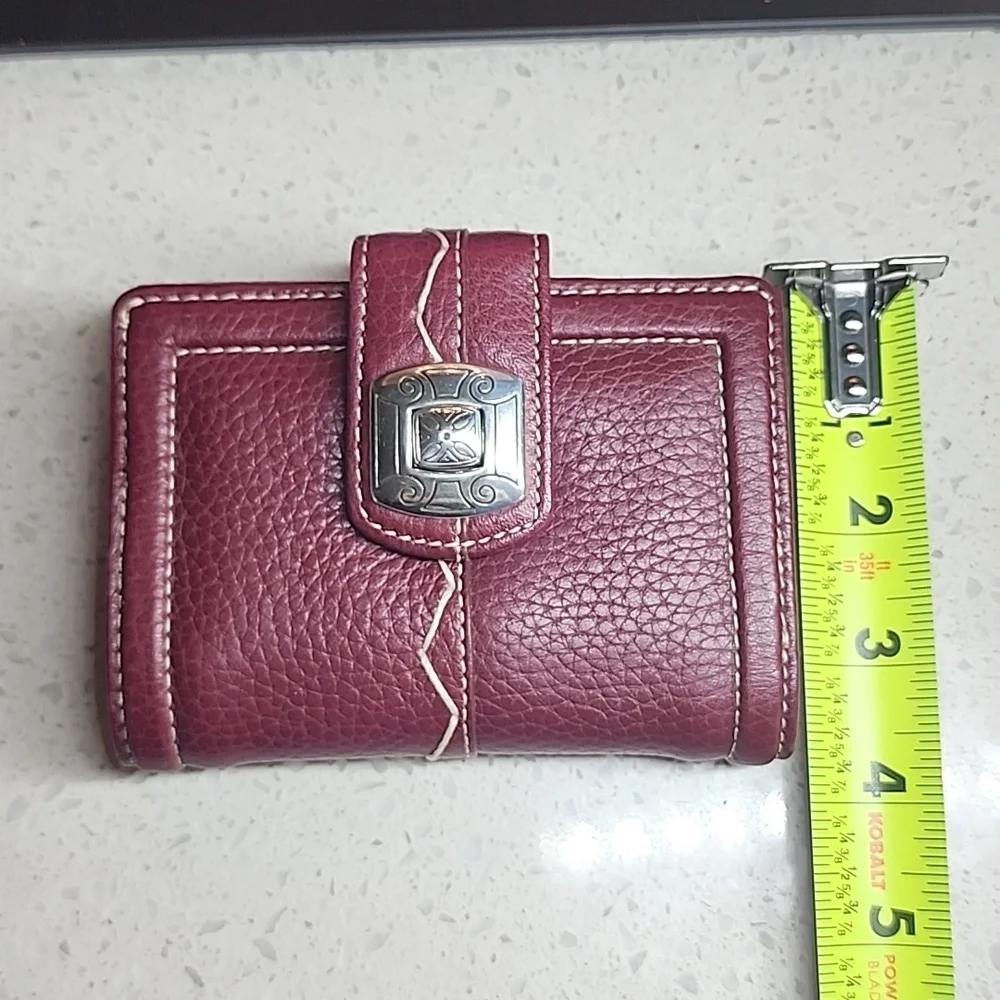 Brighton Vintage Pebble Leather Fold Wallet - Picture 2 of 10